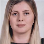 English Lehrerin, ich kann Kinder von alter 9 bis 12 Jahre unterstützen.